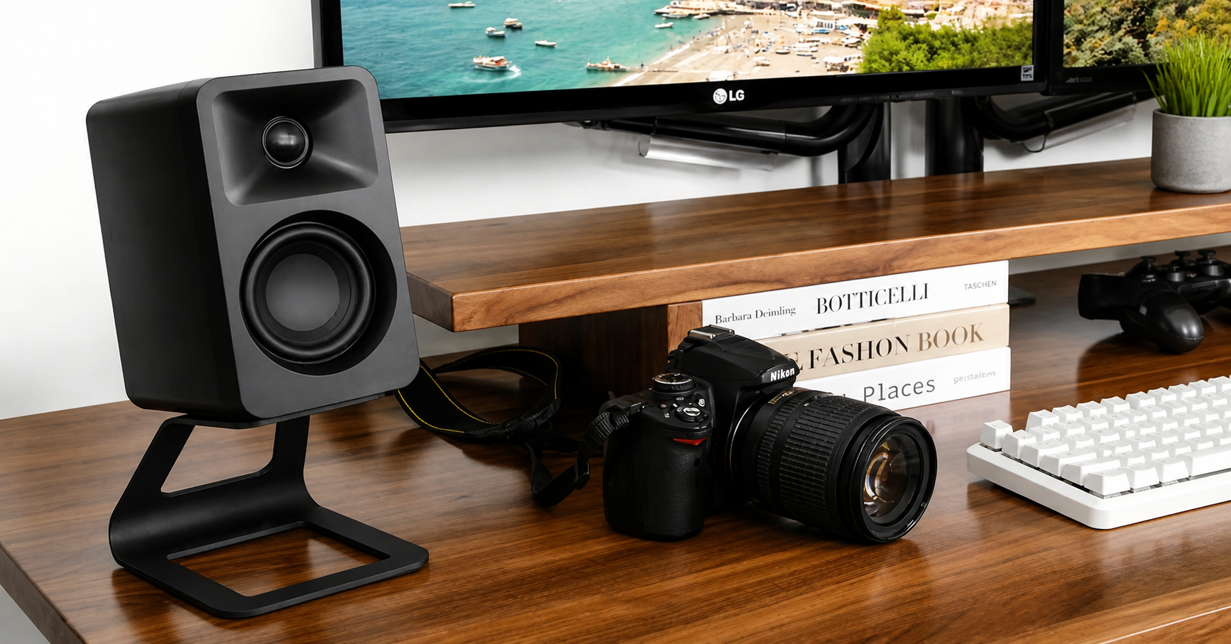 Compact Bookshelf Speakers Singapore: Why They’re Popular