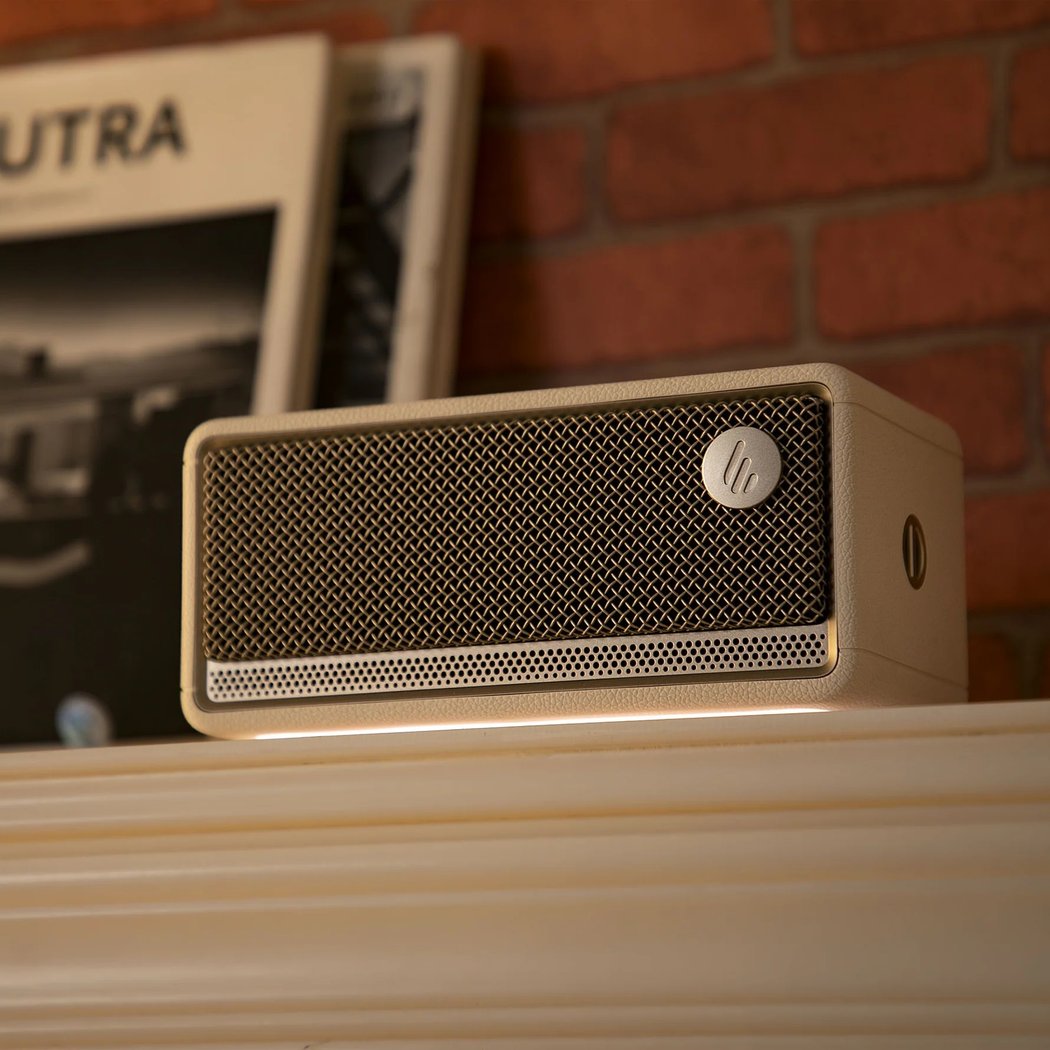 Edifier ES60 Wireless Bluetooth Portable Speaker with Mic - White