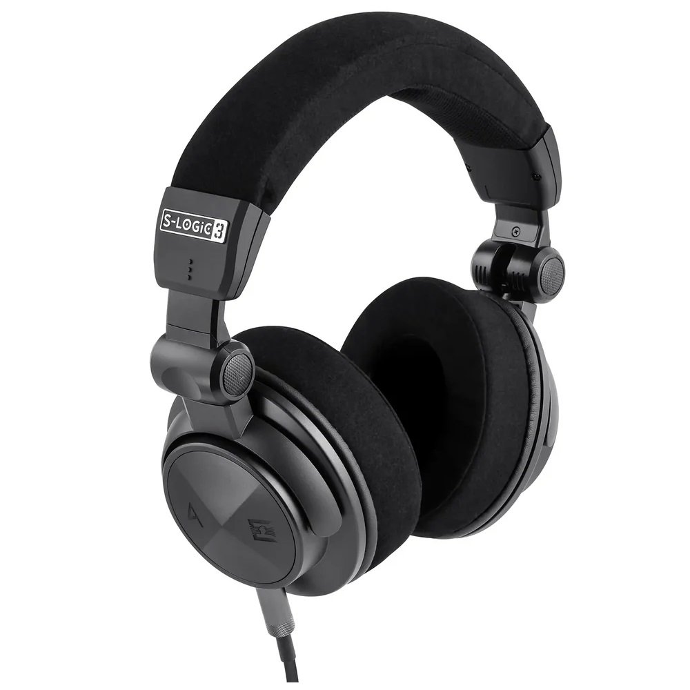 Astell&Kern VIRTUOSO Balanced Over-Ear Headphone 