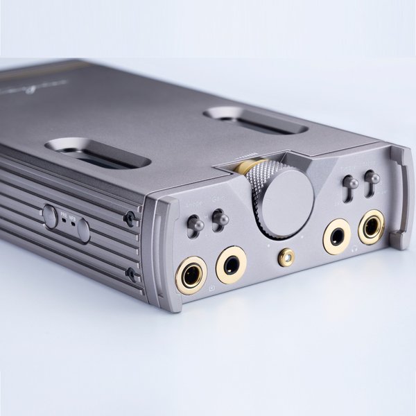 Cayin C9ii Balanced Portable Vacuum Tube Headphone Amplifier - Titanium Edition