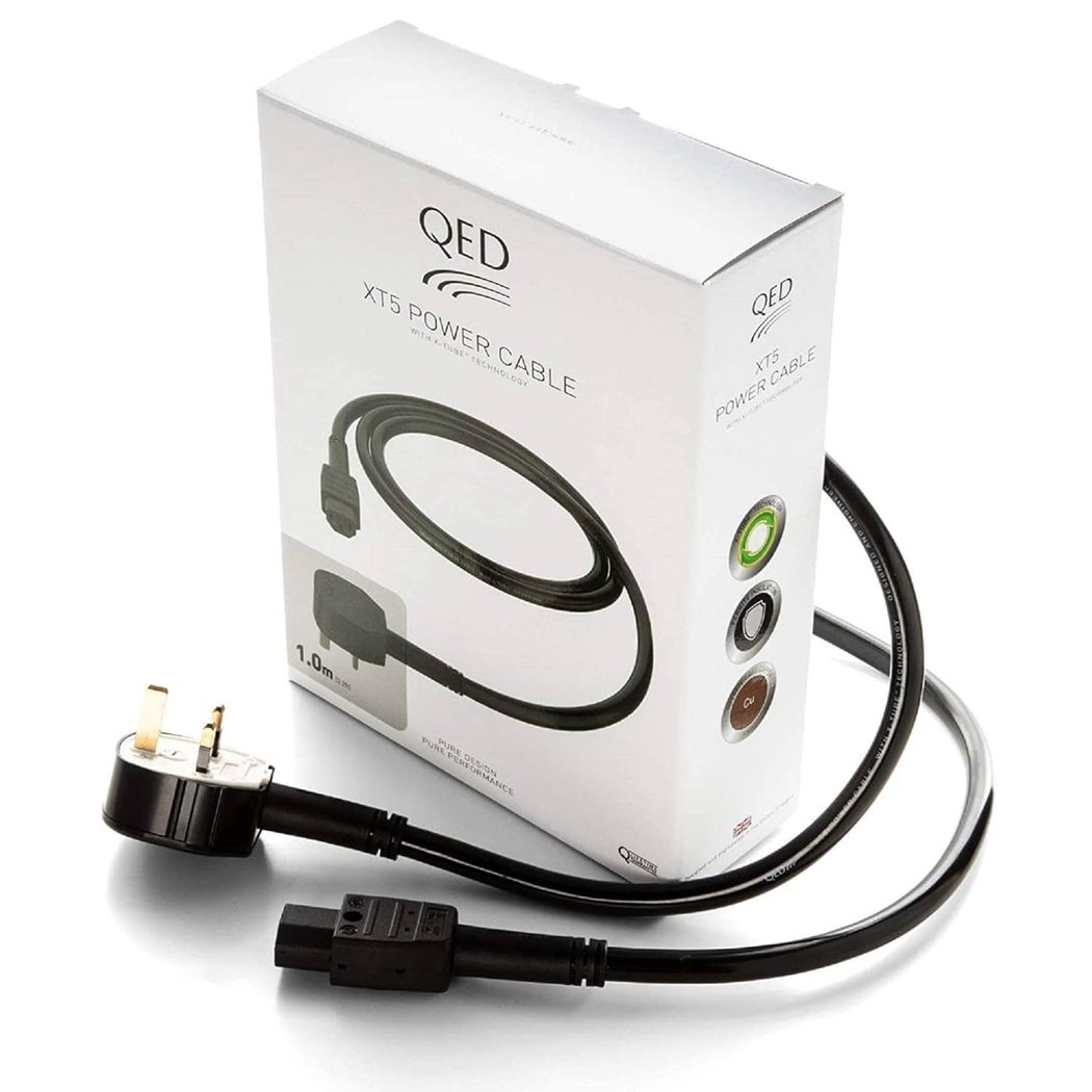 QED XT5 Wall Mains Power Cable