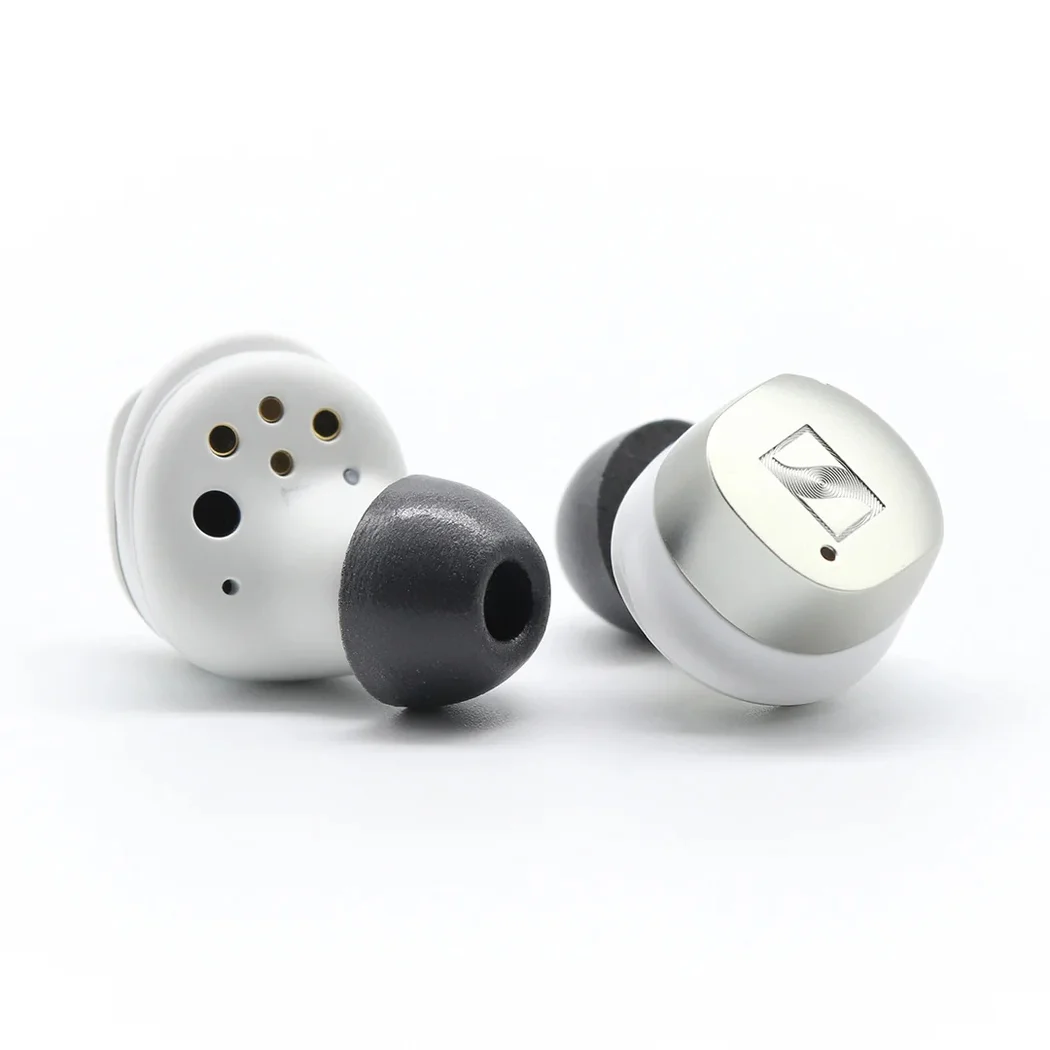 Comply TrueGrip MAX Foam Ear Tips for Sennheiser MOMENTUM 3/4 & ACCENTUM