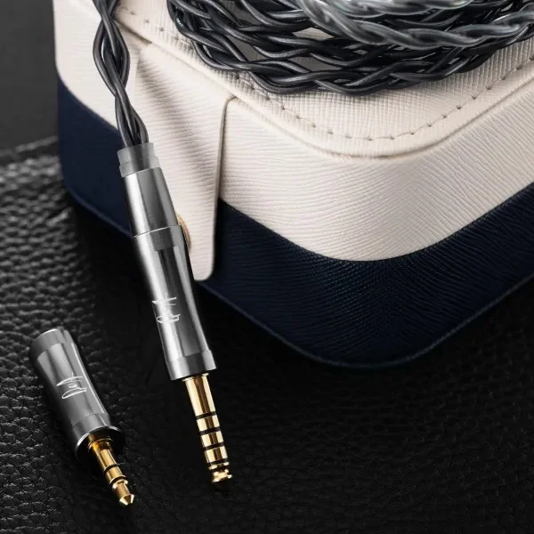 QoA Aviation 4-Driver (3BA+1DD) Hybrid In-Ear Earphone