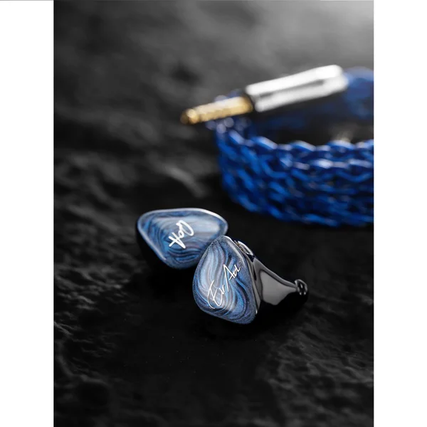 QoA x Eir Aoi Misty Blue 4-Driver (2BA+2DD) Hybrid In-Ear Earphone