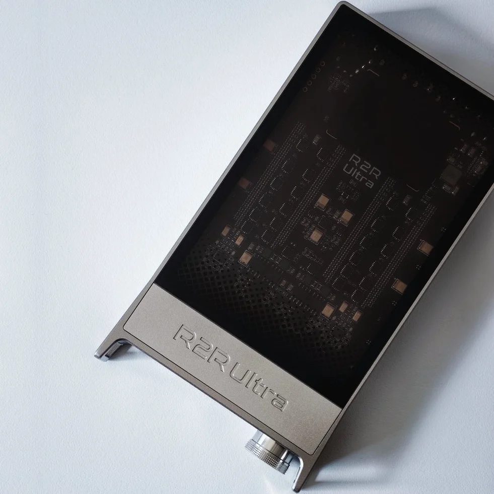 iBasso D18 CROTALUS R2R Ultra (20bit R2R + 4bit String) Balanced Portable DAC & Headphone Amplifier