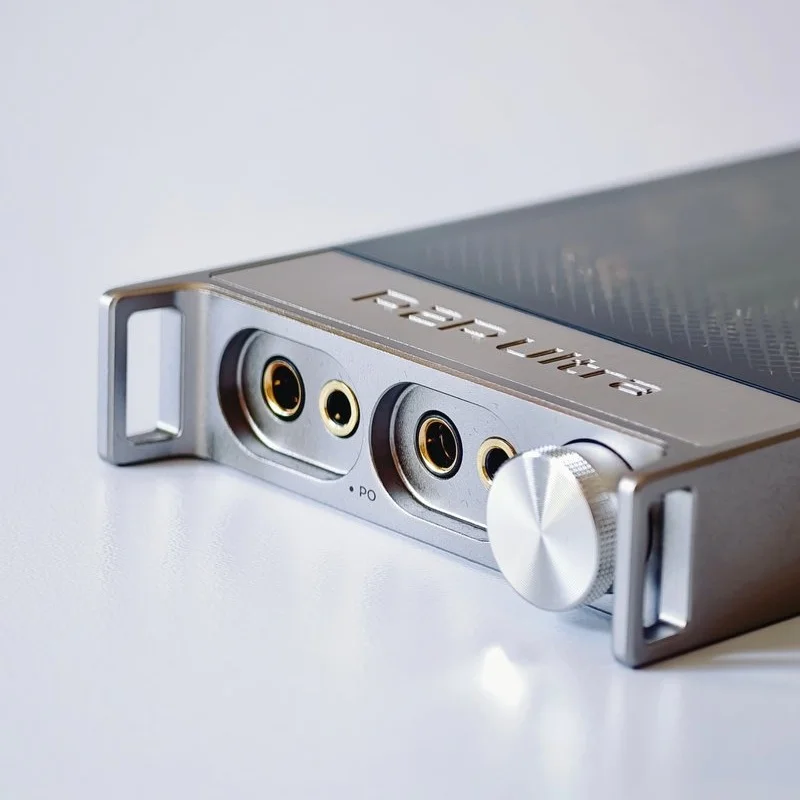 iBasso D18 CROTALUS R2R Ultra (20bit R2R + 4bit String) Balanced Portable DAC & Headphone Amplifier