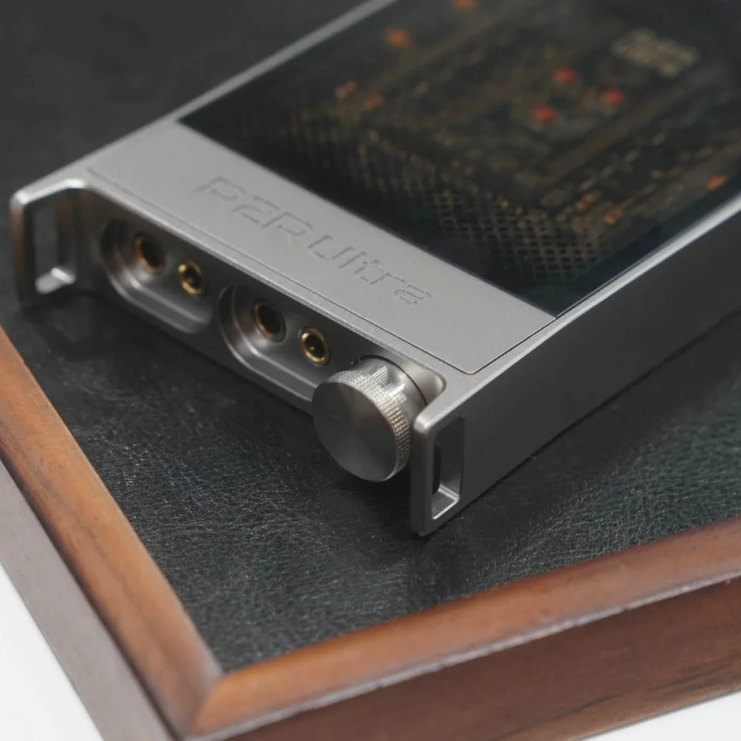 iBasso D18 CROTALUS Balanced Portable R2R + 20Bit Dual Discrete DAC & Vacuum Tube Headphone Amplifier
