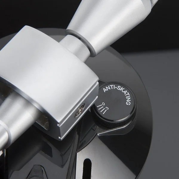 Lenco L-175 Digital Direct-Drive Turntable