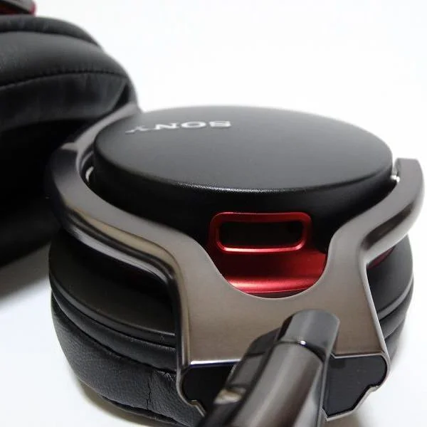 Sony MDR-1RMK2 Over-the-Ear Headphone with Mic - Black