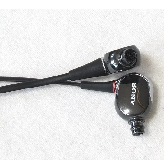 Sony XBA-3IP In-Ear Earphone with Mic