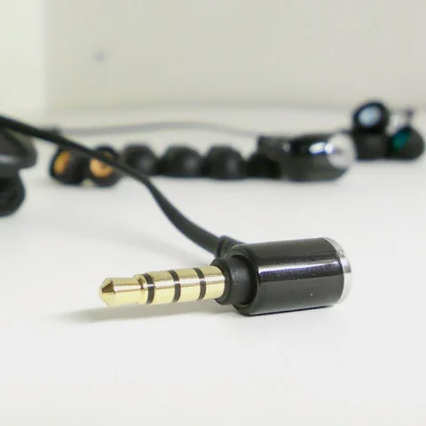 Sony XBA-4IP In-Ear Earphone with Mic