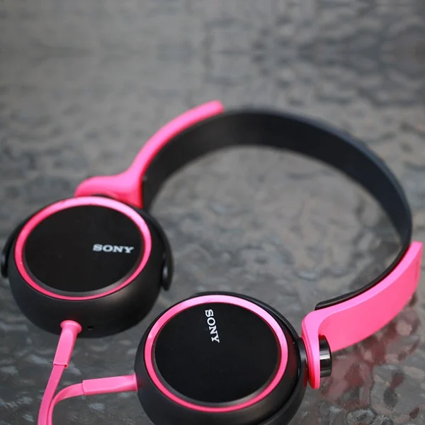Sony MDR-XB400 Extra Bass On-Ear Headphone - Pink