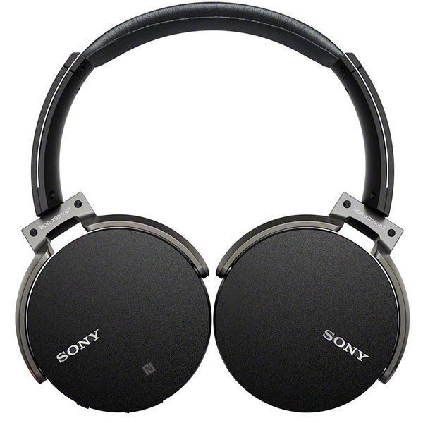 Sony MDR-XB950BT Wireless Bluetooth Over-the-Ear Headphone with Mic - Black Sony MDR-XB950BT Wireless Bluetooth Over-the-Ear Headphone with Mic - Black