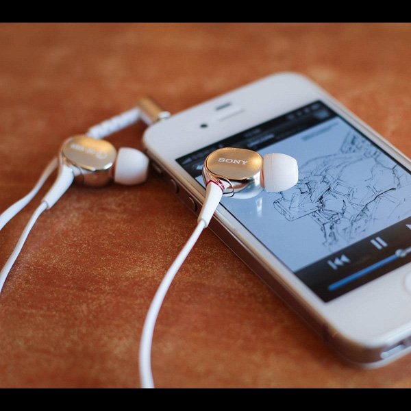 Sony XBA-30 In-Ear Earphone Sony XBA-30 In-Ear Earphone