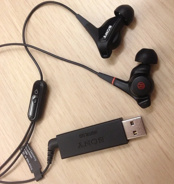 Sony XBA-NC85D Noise-Cancelling In-Ear Earphone