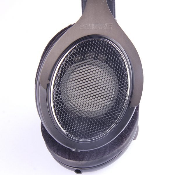 Shure SRH1840 Studio Monitoring Over-Ear Headphone Shure SRH1840 Studio Monitoring Over-Ear Headphone