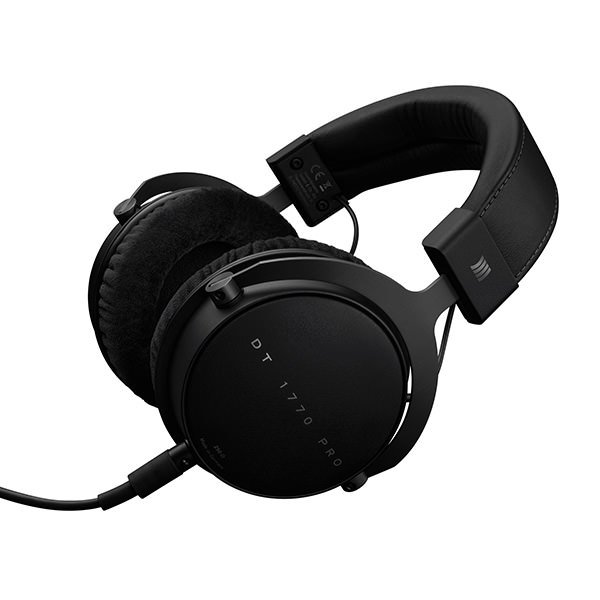 Beyerdynamic DT 1770 PRO Studio Monitoring Over-Ear Headphone - Black Beyerdynamic DT 1770 PRO Studio Monitoring Over-Ear Headphone - Black
