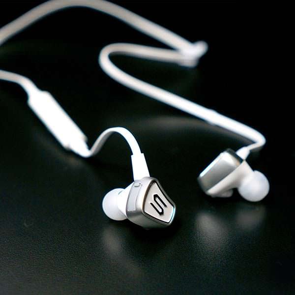 Soul by Ludacris Impact Wireless Bluetooth In-Ear Earphone with Mic - White Soul by Ludacris Impact Wireless Bluetooth In-Ear Earphone with Mic - White