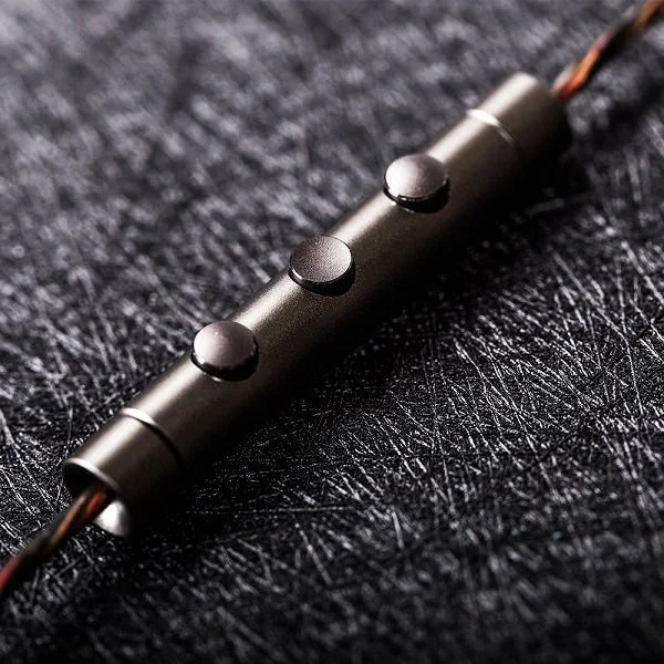 1MORE E1010 Quad Driver Earphone