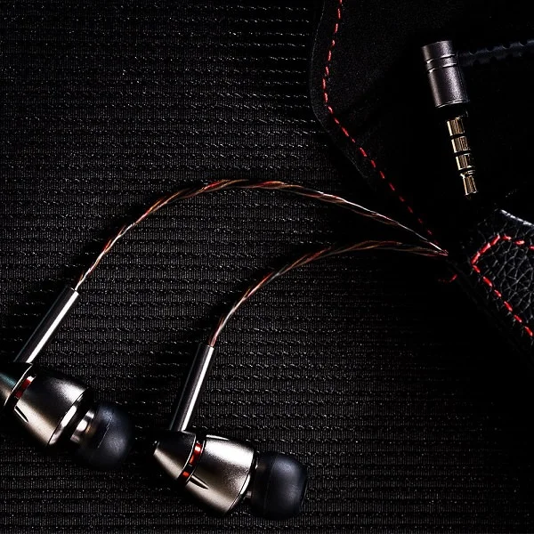 1MORE E1010 Quad Driver Earphone