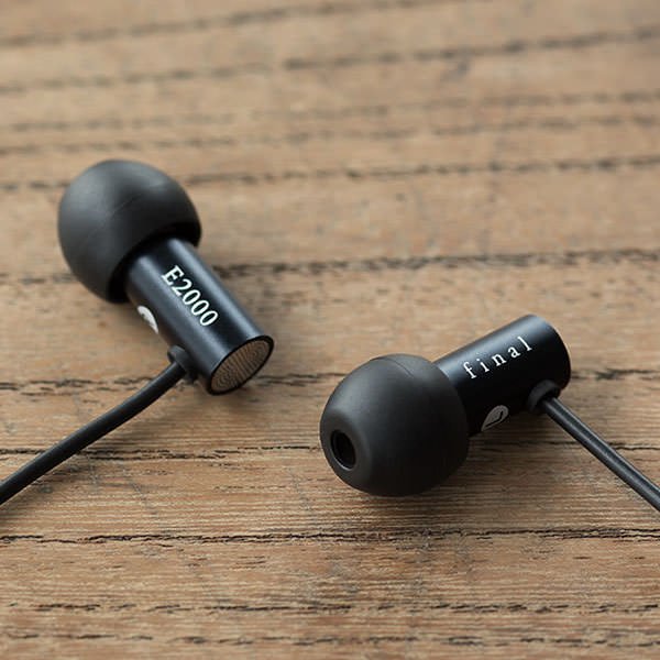 final E2000 In-Ear Earphone final E2000 In-Ear Earphone