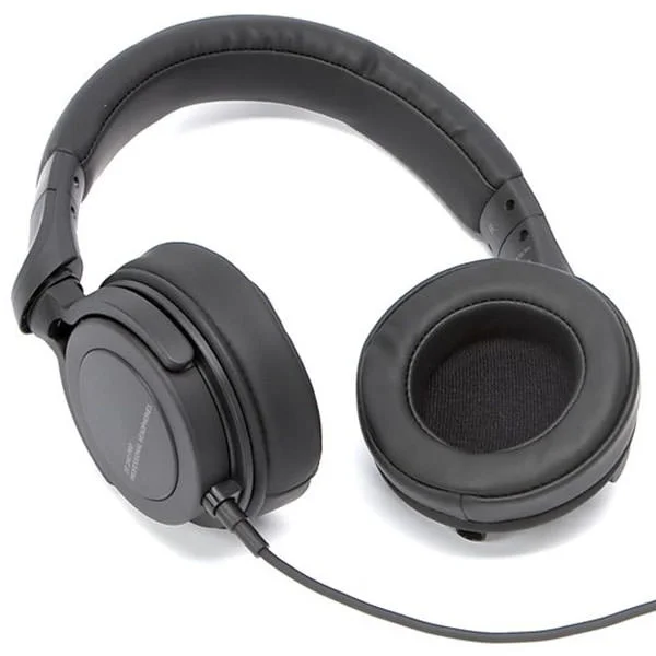 Beyerdynamic DT240 PRO Over-the Ear Headphone