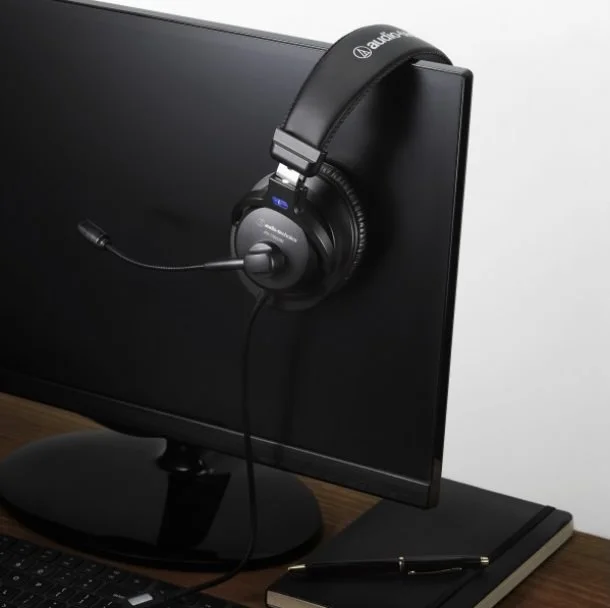 Audio-Technica ATH-770XCOM Over-Ear Headphone with Mic