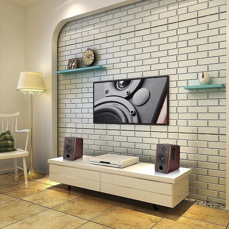 Edifier R1700BTs