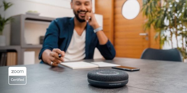 Beyerdynamic SPACE Wired/Wireless Bluetooth Portable Speakerphone with Noise-Cancelling Microphones - Charcoal Beyerdynamic SPACE Wired/Wireless Bluetooth Portable Speakerphone with Noise-Cancelling Microphones - Charcoal