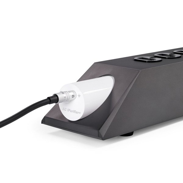 iFi PowerStation 8-Socket Power Regulator Extension Block - US Version