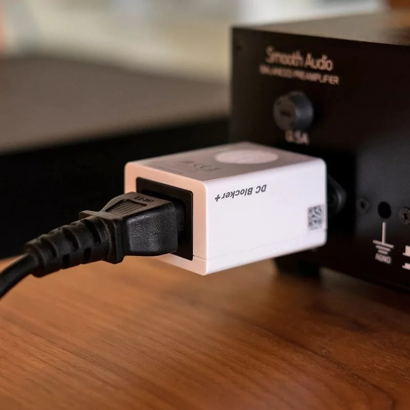 iFi DC Blocker+